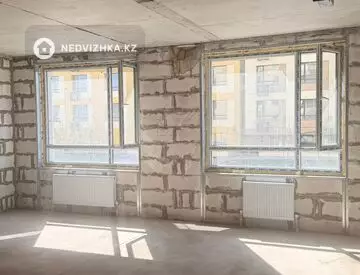 1-комнатная квартира, этаж 1, 42 м²