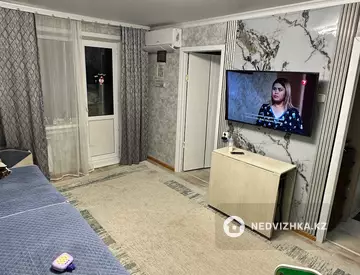 3-комнатная квартира, этаж 4 из 5, 49 м²