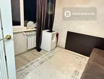 3-комнатная квартира, этаж 4 из 5, 49 м²