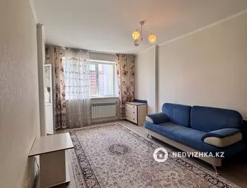 1-комнатная квартира, этаж 3 из 9, 42 м²