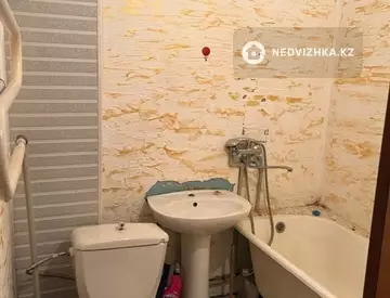 2-комнатная квартира, этаж 4 из 5, 50 м², На длительный срок