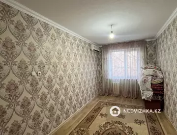 2-комнатная квартира, этаж 4 из 5, 50 м², На длительный срок