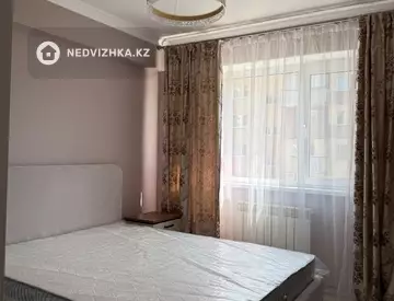 2-комнатная квартира, этаж 3 из 5, 55 м², На длительный срок