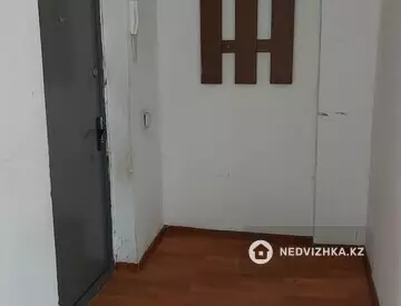 1-комнатная квартира, этаж 4 из 9, 33 м²