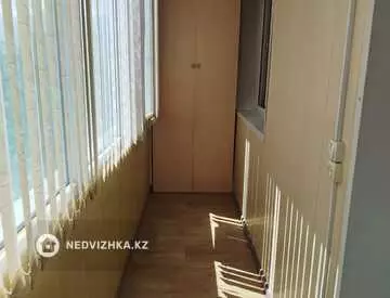 2-комнатная квартира, этаж 9 из 9, 56 м²