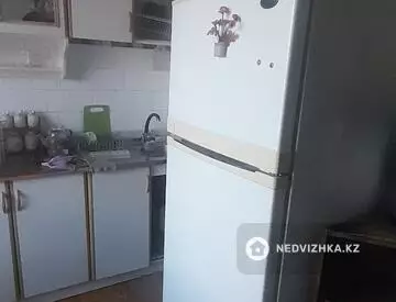 2-комнатная квартира, этаж 1 из 3, 60 м², На длительный срок