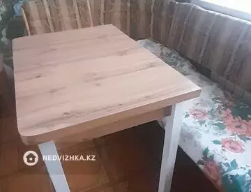 2-комнатная квартира, этаж 1 из 3, 60 м², На длительный срок