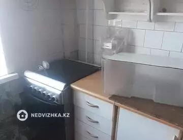 2-комнатная квартира, этаж 1 из 3, 60 м², На длительный срок