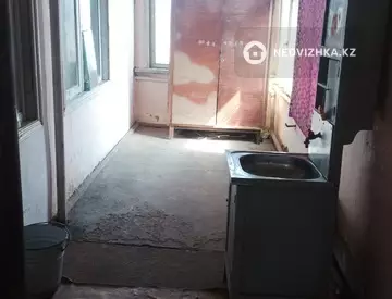 3-комнатная часть дома, 6 соток, 100 м², На длительный срок