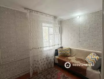 2-комнатная квартира, этаж 2 из 4, 43 м², На длительный срок