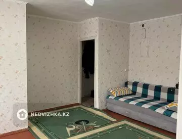 2-комнатная квартира, этаж 2 из 4, 43 м², На длительный срок