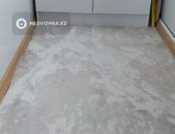 3-комнатная квартира, этаж 1 из 5, 60 м²