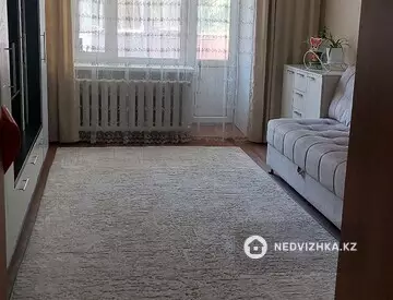 3-комнатная квартира, этаж 1 из 5, 60 м²