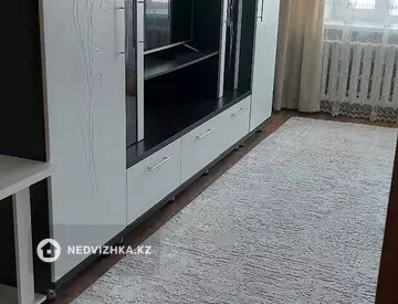 3-комнатная квартира, этаж 1 из 5, 60 м²