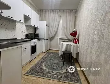 1-комнатная квартира, этаж 8 из 9, 41 м²