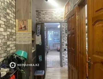 2-комнатная квартира, этаж 3 из 3, 53 м²