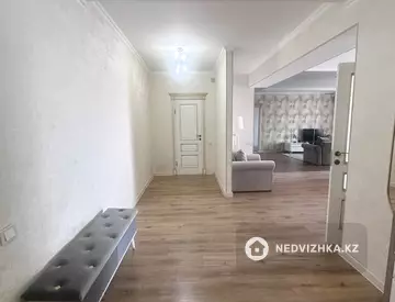 2-комнатная квартира, этаж 5 из 6, 80 м²