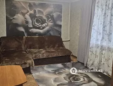 2-комнатная квартира, этаж 1 из 9, 52 м², Посуточно