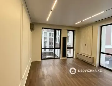 2-комнатная квартира, этаж 4 из 9, 45 м²