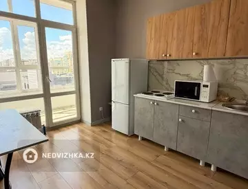 1-комнатная квартира, этаж 5 из 10, 38 м²