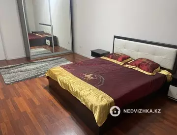 3-комнатная квартира, этаж 9 из 10, 76 м²