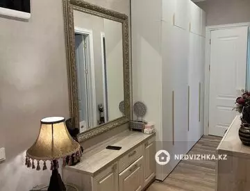 2-комнатная квартира, этаж 4 из 6, 63 м²