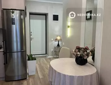 2-комнатная квартира, этаж 4 из 6, 63 м²