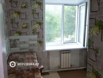 3-комнатная квартира, этаж 2 из 2, 52 м², На длительный срок