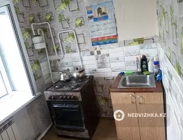 3-комнатная квартира, этаж 2 из 2, 52 м², На длительный срок