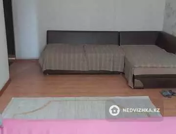 1-комнатная квартира, этаж 2 из 5, 30 м²