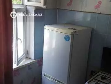 1-комнатная квартира, этаж 2 из 5, 30 м²