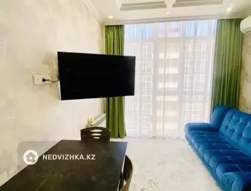 1-комнатная квартира, этаж 8 из 10, 42 м²
