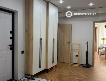 3-комнатная квартира, этаж 1 из 3, 94 м²