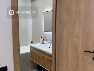 3-комнатная квартира, этаж 1 из 3, 94 м²