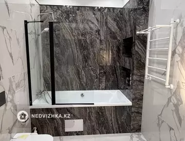 3-комнатная квартира, этаж 1 из 7, 110 м², На длительный срок