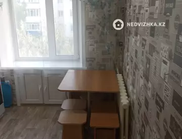 1-комнатная квартира, этаж 3 из 5, 32 м²
