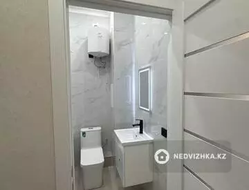 1-комнатная квартира, этаж 3 из 9, 34 м²