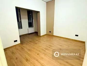 3-комнатная квартира, этаж 7 из 13, 56 м²