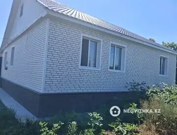 4-комнатная часть дома, 17 соток, 165 м²