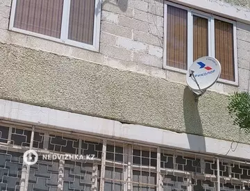 2-комнатная квартира, этаж 2 из 9, 44 м²