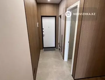2-комнатная квартира, этаж 11 из 20, 55 м²