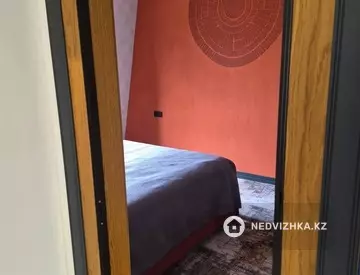3-комнатная квартира, этаж 9 из 12, 102 м²