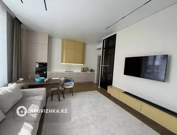 4-комнатная квартира, этаж 1 из 17, 120 м²