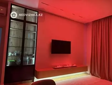 4-комнатная квартира, этаж 1 из 17, 120 м²