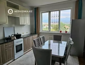 3-комнатная квартира, этаж 3 из 9, 76 м²
