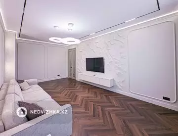 3-комнатная квартира, этаж 12 из 12, 95 м²