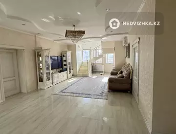 5-комнатный дом, 8 соток, 230 м²