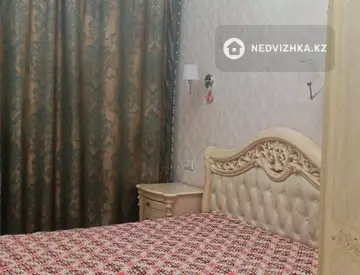 3-комнатная квартира, этаж 1 из 6, 90 м², Посуточно