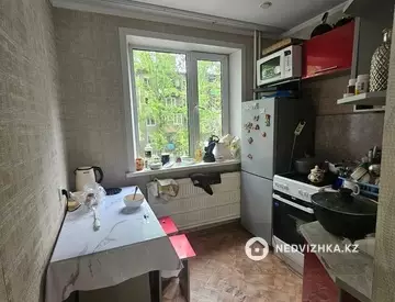 3-комнатная квартира, этаж 3 из 5, 57 м²