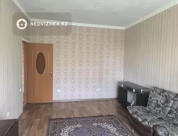 3-комнатная квартира, этаж 4 из 5, 65 м²